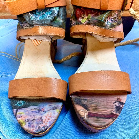 VINTAGE Redesigned Fabric Collage Wedges - Picture 7 of 12